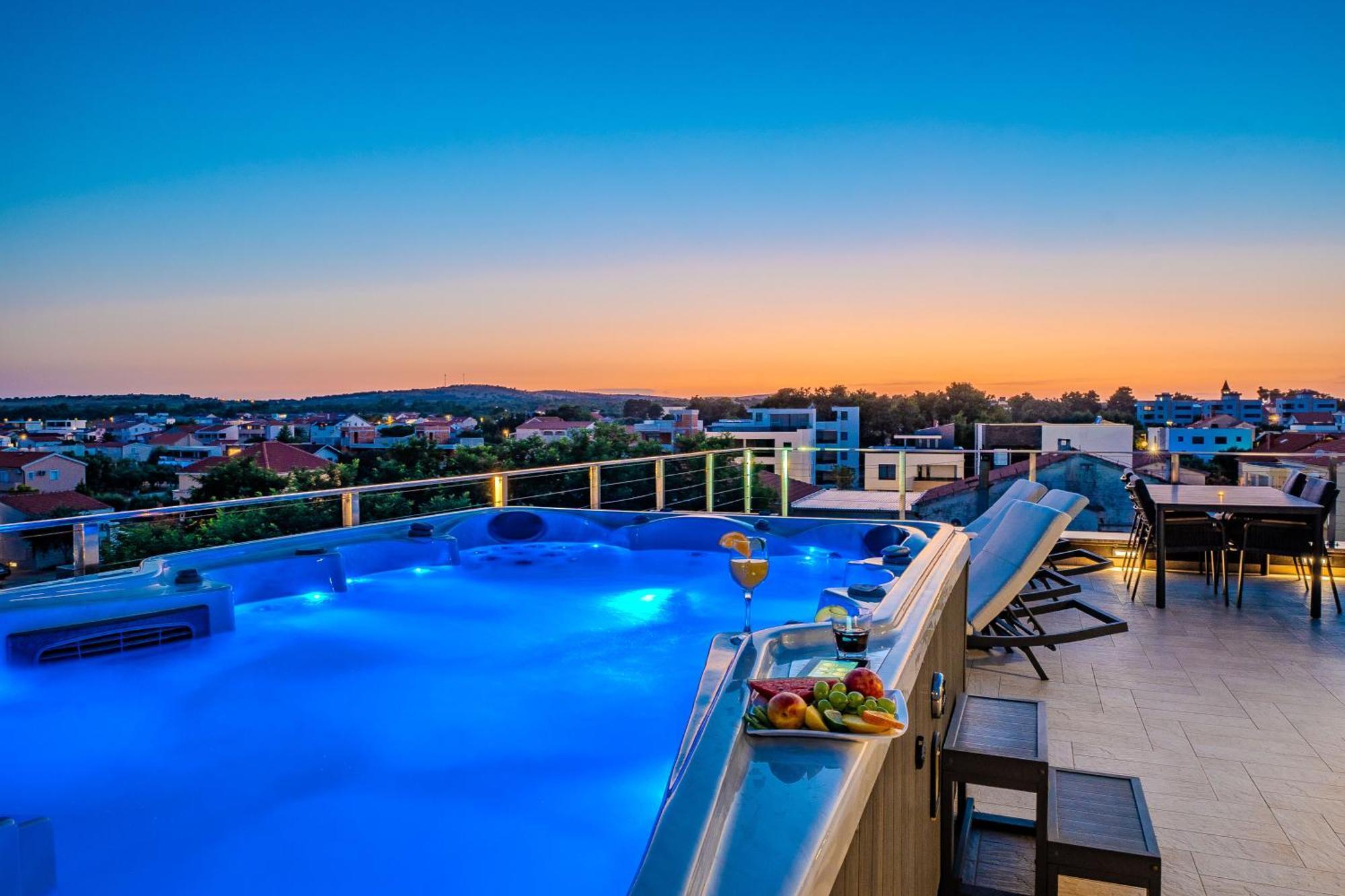 Luxury Apartments Vilamaloca Vir Exterior photo